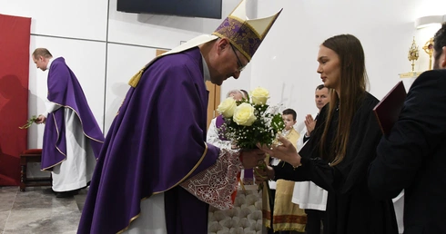 Poświęcenie krzyża na Żeraniu