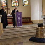 Przekazanie nowego dzwonu