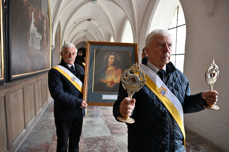 Rycerze Kolumba i preregrynacja wizerunku Najświętszego Serca Jezusa