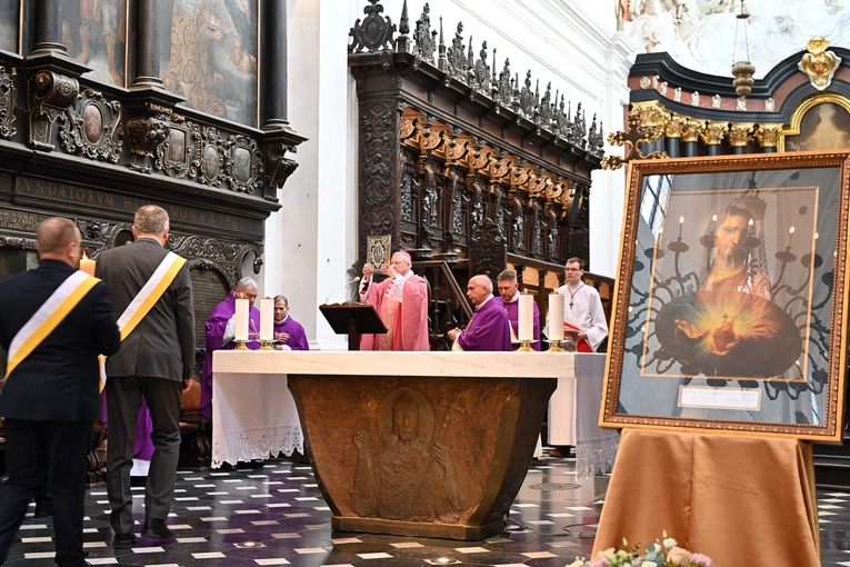 Rycerze Kolumba i preregrynacja wizerunku Najświętszego Serca Jezusa