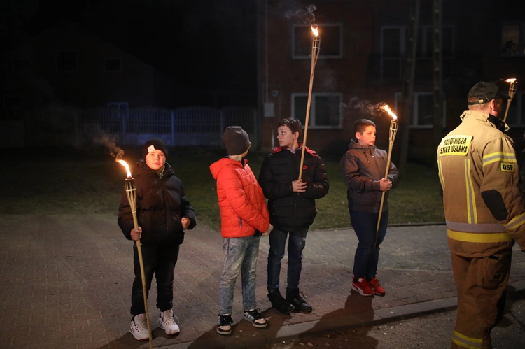 Słupia. Droga Krzyżowa w intencji trzeźwości