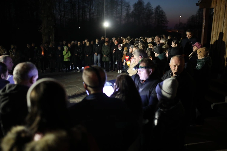 Słupia. Droga Krzyżowa w intencji trzeźwości