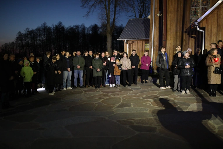 Słupia. Droga Krzyżowa w intencji trzeźwości
