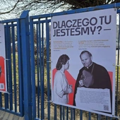 Papieska wystawa w PSP 14 Integracyjnej w Radomiu