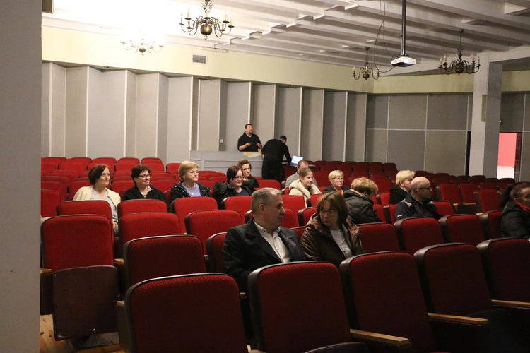 Płońsk. Warsztaty o liturgii Wigilii Paschalnej