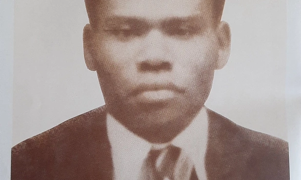 Pierwszy święty w Papui-Nowej Gwinei, pierwsza święta w Wenezueli