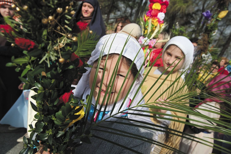 Liturgia to nie wszystko. Komu potrzebna jest pobożność ludowa?