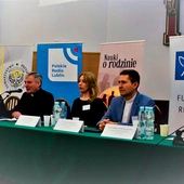 Podczas konferencji na KUL naukowcy zwracali uwagę na tendencję zacierania różnic między światem ludzkim a zwierzęcym.