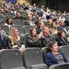 Wydarzenie od lat cieszy się zainteresowaniem młodych małżeństw i doświadczonych par, młodzieży i seniorów, którzy zdobytą wiedzą dzielą się w swoich wspólnotach.