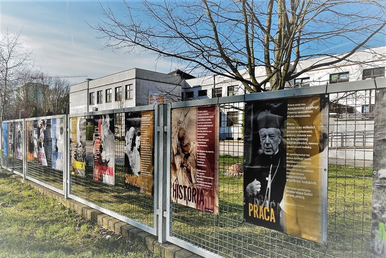 "Wyszyńskiego i Wojtyły gramatyka życia"
