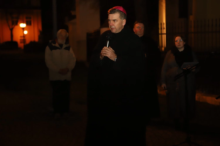 Łowicz. Modlitwa w 20. rocznicę śmierci Jana Pawła II