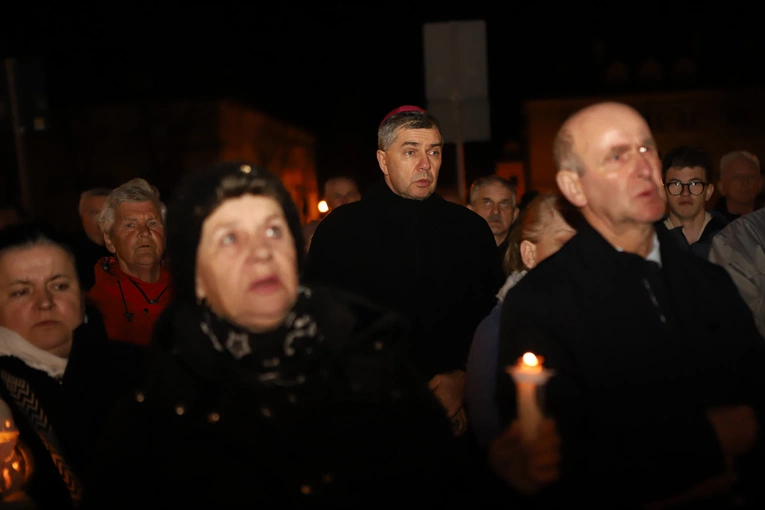 Łowicz. Modlitwa w 20. rocznicę śmierci Jana Pawła II