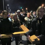 Droga Krzyżowa ulicami Kędzierzyna-Koźla w 20. rocznicę śmierci św. Jana Pawła II