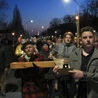 Droga Krzyżowa ulicami Kędzierzyna-Koźla w 20. rocznicę śmierci św. Jana Pawła II