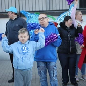 Inni, wyjątkowi, ale równi