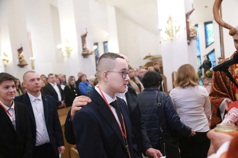Bierzmowanie w Łososinie Dolnej