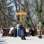 Jasna Góra. Pielgrzymka maturzystów - Droga Krzyżowa 