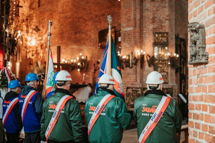 Eucharystia w bazylice św. Brygidy o kanonizację kapelana Solidarności