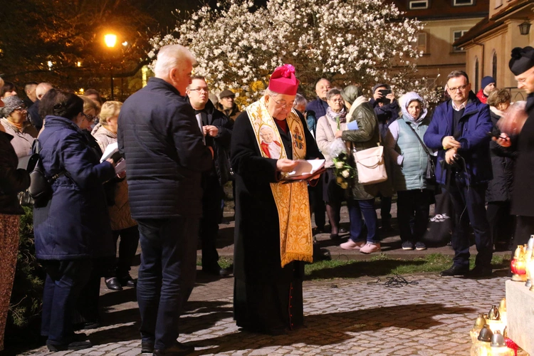 Płock. Czuwanie papieskie