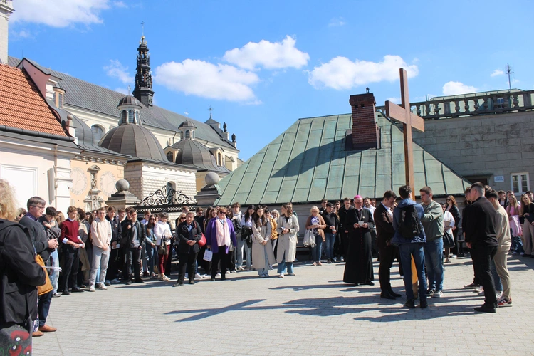 Jasna Góra. Pielgrzymka maturzystów