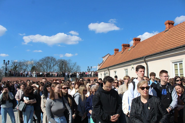 Jasna Góra. Pielgrzymka maturzystów
