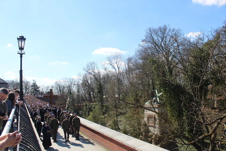 Jasna Góra. Pielgrzymka maturzystów