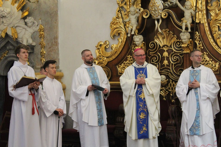 Jasna Góra. Pielgrzymka maturzystów