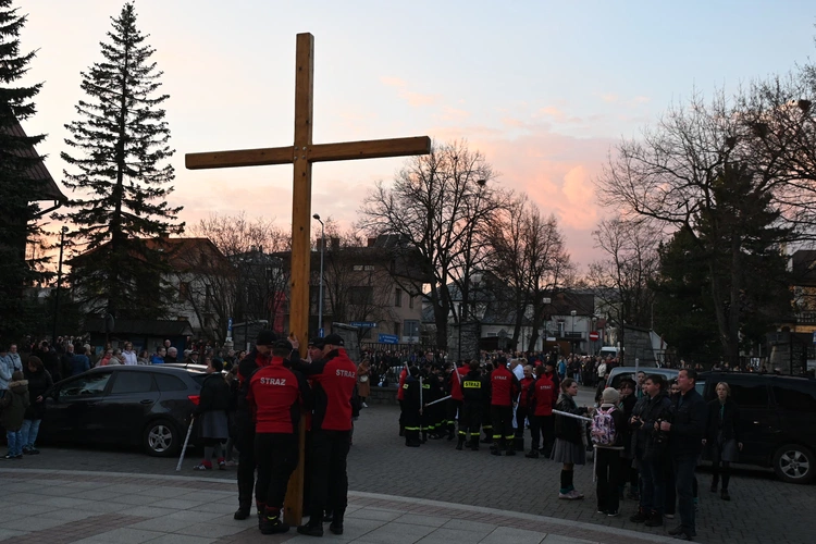 XXIII Miejska Droga Krzyżowa w Nowym Targu 