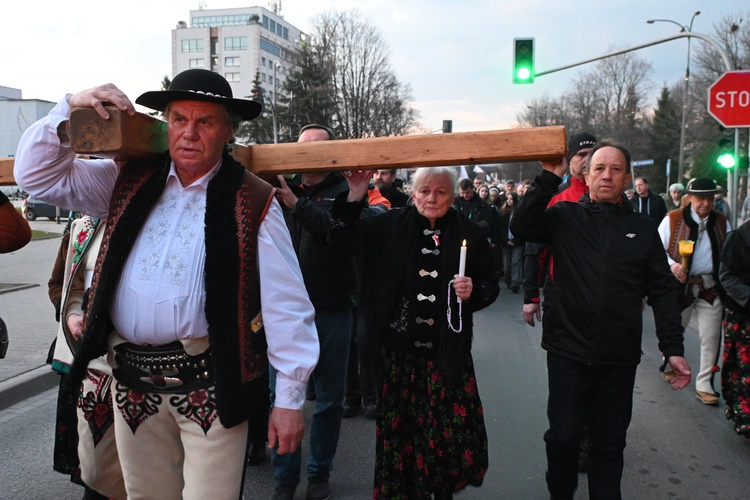 XXIII Miejska Droga Krzyżowa w Nowym Targu 