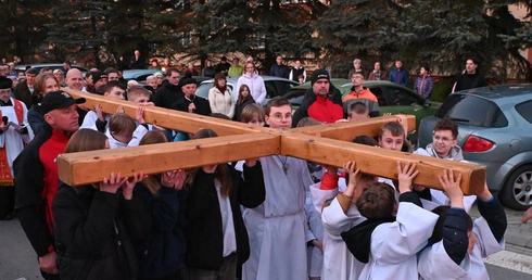 XXIII Miejska Droga Krzyżowa w Nowym Targu 