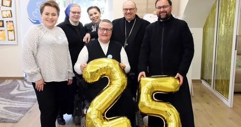 Poświęcenie nowej siedziby świetlicy "Źródełko" w parafii pw. św. Jadwigi we Wrocławiu-Leśnicy
