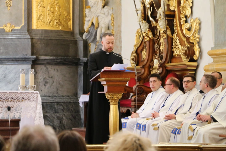 Jasna Góra. Pielgrzymka maturzystów - Msza św.