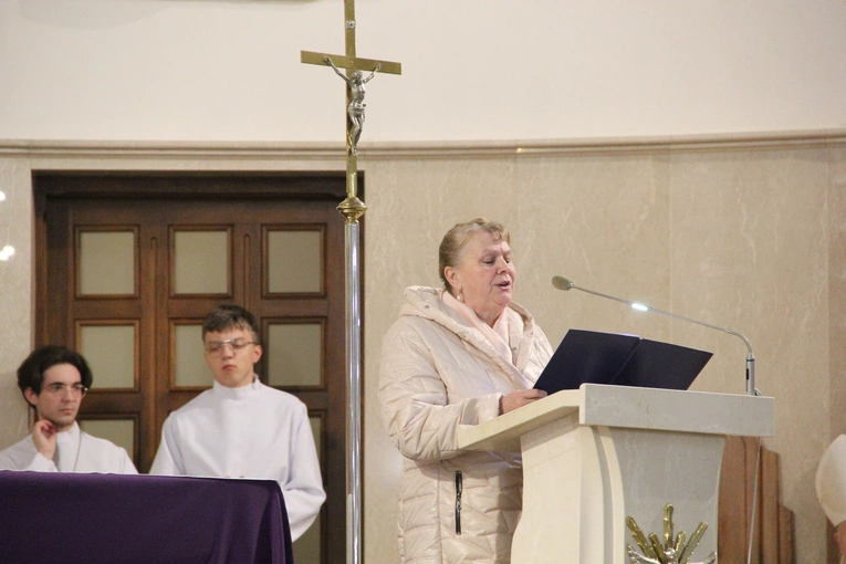 Powiśle Dąbrowskie pamięta o śp. abp. Zygmuncie Zimowskim