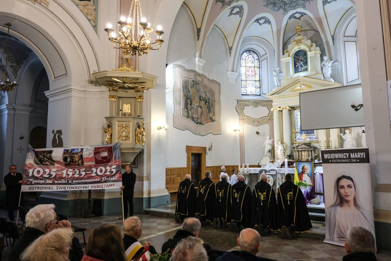 Tysiąclecie Królestwa Polskiego świętowane w Ostrowcu Świętokrzyskim