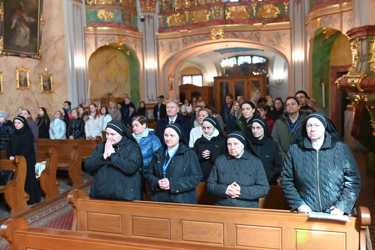W dniu formacji wzięło udział ponad 100 osób z całej Polski. 