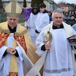 Relikwie św. Jana Pawła II dla parafii w Gowarczowie