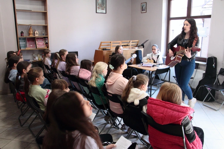 W odwiedzinach w parafii Narodzenia NMP w Myślenicach