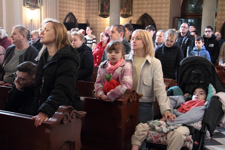 W odwiedzinach w parafii Narodzenia NMP w Myślenicach