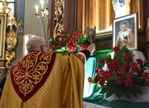 Będzie mu tu dobrze, bo wśród swoich