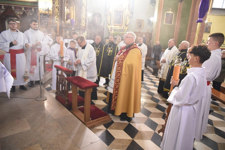 Św. Stanisław Papczyński w Nawojowej