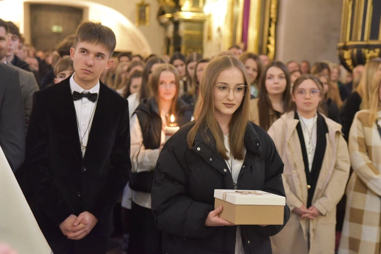 Bierzmowanie w Nowym Wiśniczu 2025