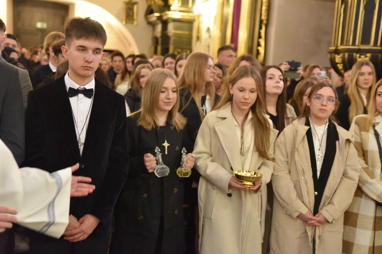 Bierzmowanie w Nowym Wiśniczu 2025