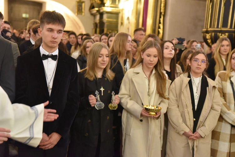 Bierzmowanie w Nowym Wiśniczu 2025