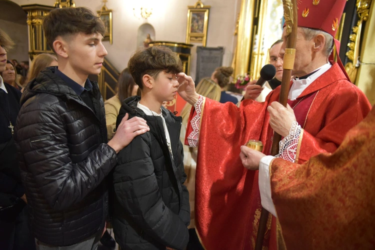 Bierzmowanie w Nowym Wiśniczu 2025