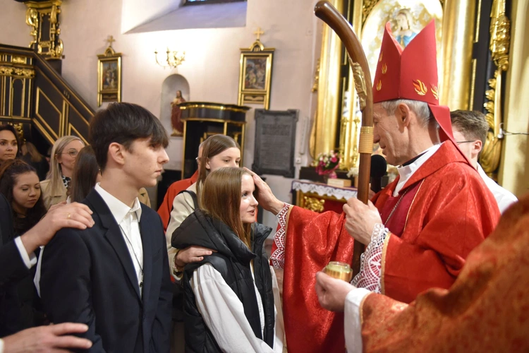 Bierzmowanie w Nowym Wiśniczu 2025