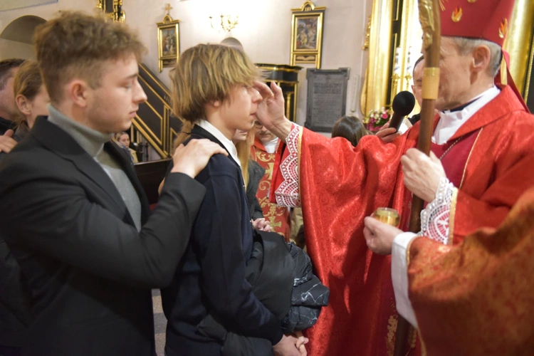 Bierzmowanie w Nowym Wiśniczu 2025