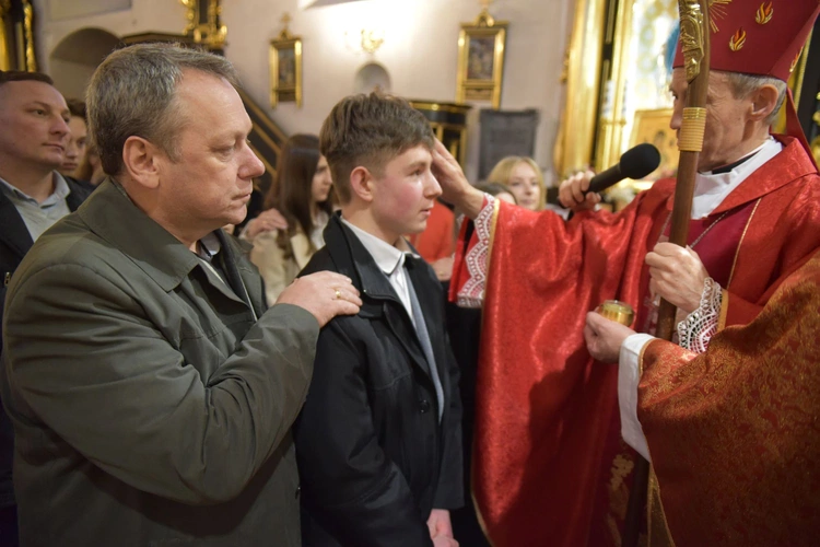 Bierzmowanie w Nowym Wiśniczu 2025