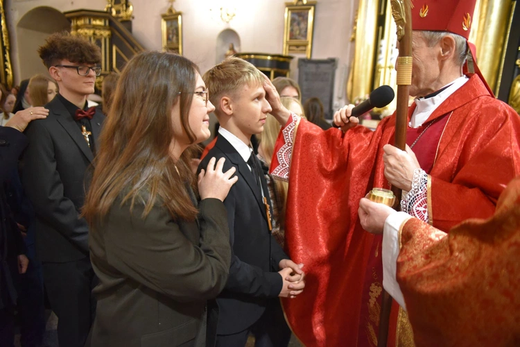 Bierzmowanie w Nowym Wiśniczu 2025