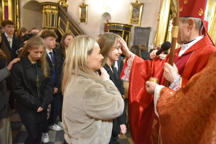 Bierzmowanie w Nowym Wiśniczu 2025