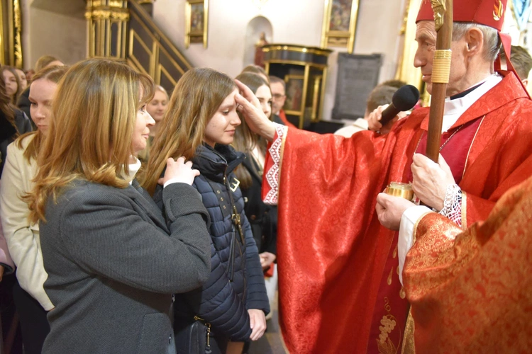 Bierzmowanie w Nowym Wiśniczu 2025